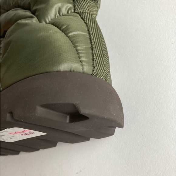 New Piumestudio Luna Military Pillow Puffy Slip On Booties Size EUR 39, US 8.5 - Picture 11 of 15